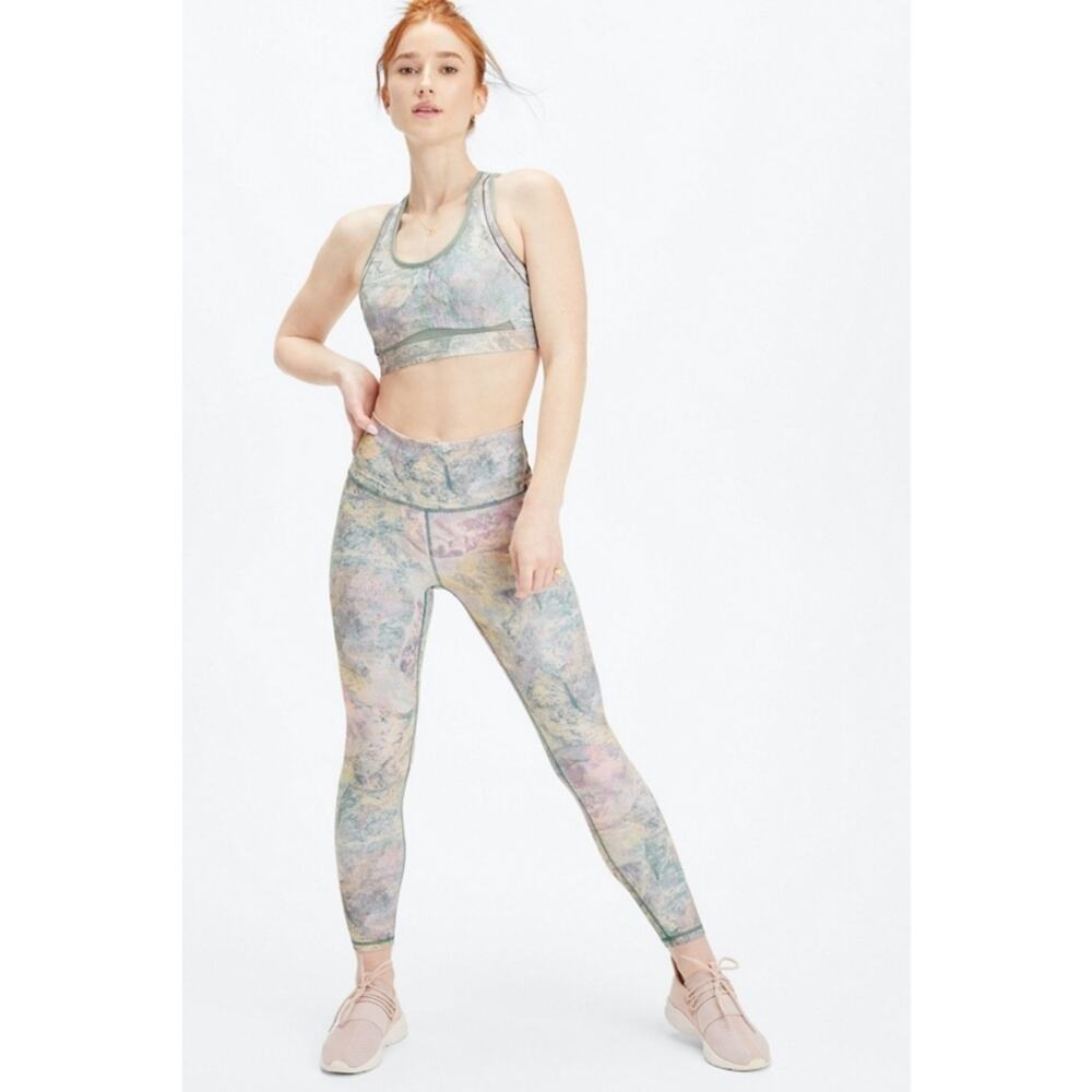 NWT Fabletics Difine High-Waisted 7/8 Legging And Bali Sports Bra Set Size XS/S